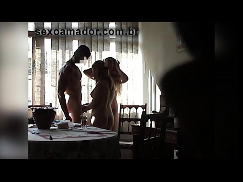 ❤️ Секс приятели канят гигантски мъж и тройка с него Секс видео в bg.analizatorkrovi.ru